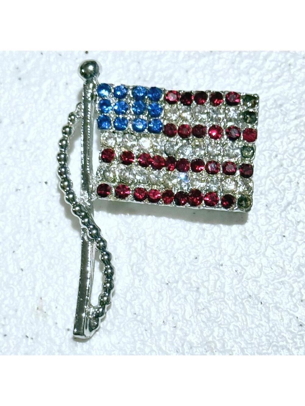 Vintage Silver Tone American Flag Rhinestone Sparkly Pin